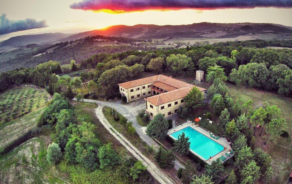 Yellowstone In Chianti Resort E Pool San Gimignano Extérieur photo